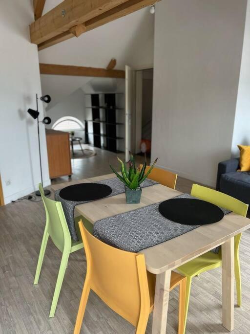 Appartamento Chez Arthur Et Zoe. *
